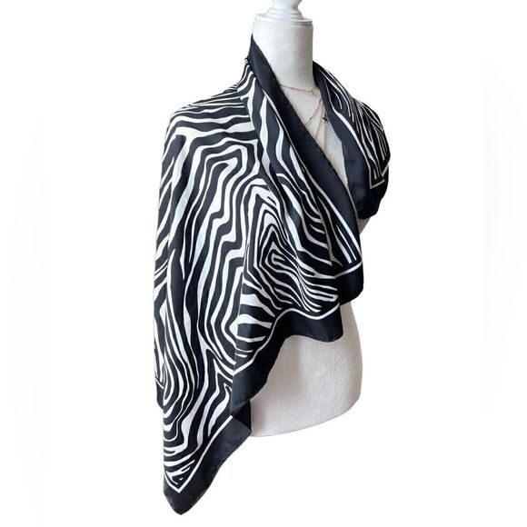 Avon scarf wrap zebra print black white - Picture 1 of 10